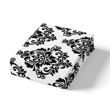 Load image into Gallery viewer, European Jacquard Duvet Cover Set Woman Adults Floral Print Bedding Set Lightweight Breathable Comforter Cover Luxury Royal Bedspread Cover,Room Decor 2/3Pcs Bedding