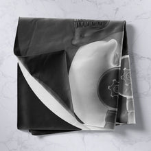 Load image into Gallery viewer, Skull Pattern Wall Blanket Boys Skeleton Design Tapestry Men Tai Chi Gothic Bones Style Wall Hanging for Kids Teens Room Decor Modern Black White Wall Art Bedding Throw Blanket