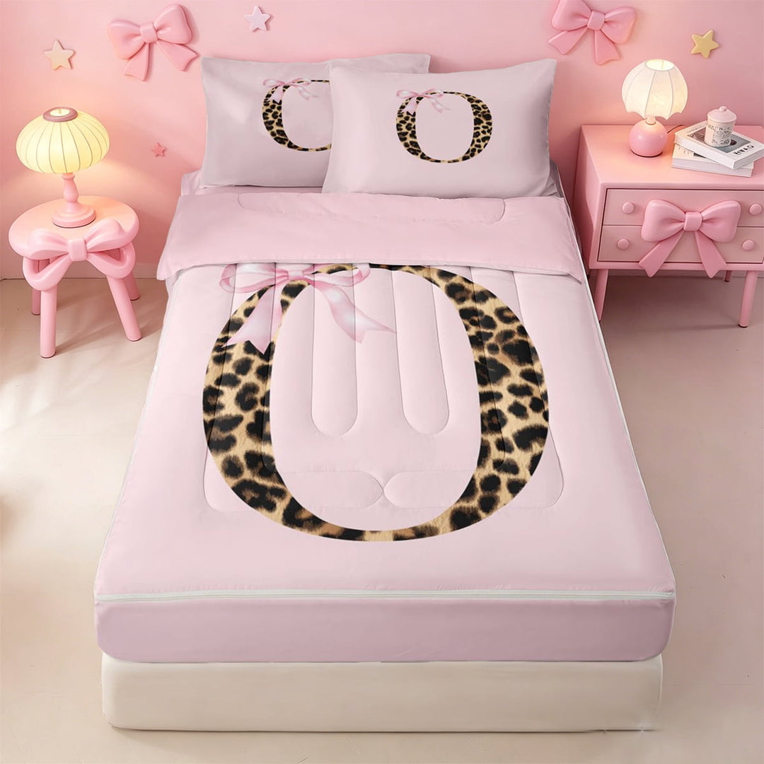 meiyoeat Ribbon Bow Monogram O Zipper Twin Comforter Sets with Fitted Sheet and 2 Pillowcases,Cheetah Print Letter Art Zipper Bedding Set For Girl,Pink Reversible,4 Pieces