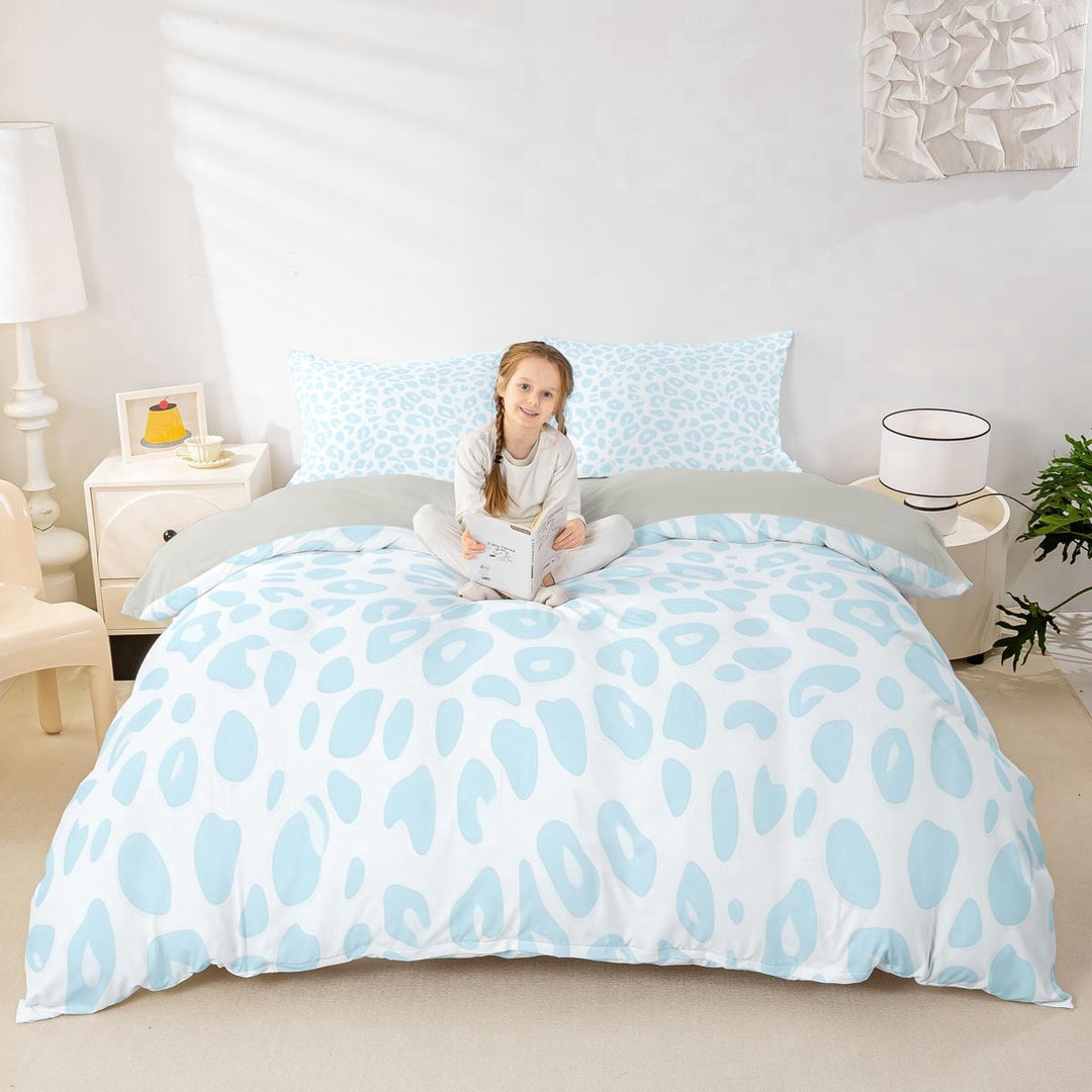 Erosebridal Kids Leopard Printed Queen Duvet Cover Set, Blue Cheetah Print Bedding, Grey Reverisble, 1 Duvet Cover and 2 Pillowcases (No Comforter)