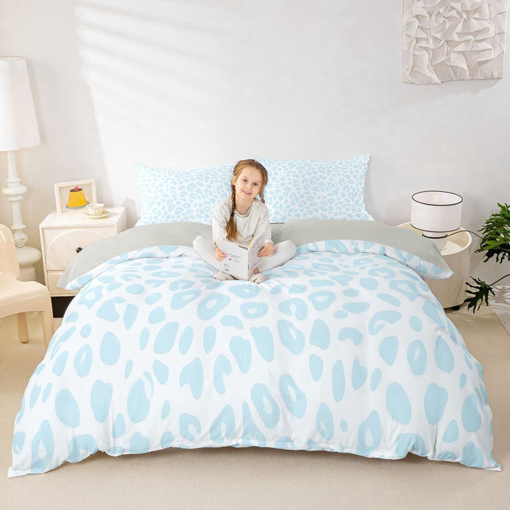Erosebridal Kids Leopard Printed Queen Duvet Cover Set, Blue Cheetah Print Bedding, Grey Reverisble, 1 Duvet Cover and 2 Pillowcases (No Comforter)