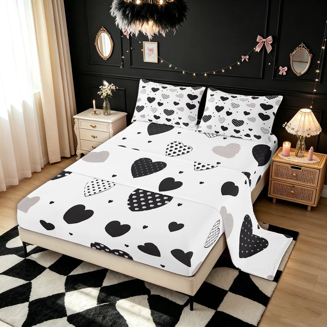 meiyoeat Modern Love Heart Bed Sheets for Kids Girls, Cartoon Plaid Full Size Sheets for Bedroom, Black White, 4-Piece