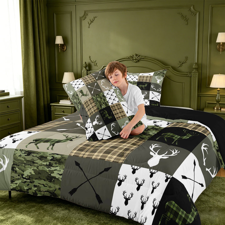 meiyoeat Rustic Patchwork Deer King Size Comforter Sets For Boys,Vintage Farmhouse Camouflage Hunting Comforters King Size, Green Brown,Black Reversible,3pcs
