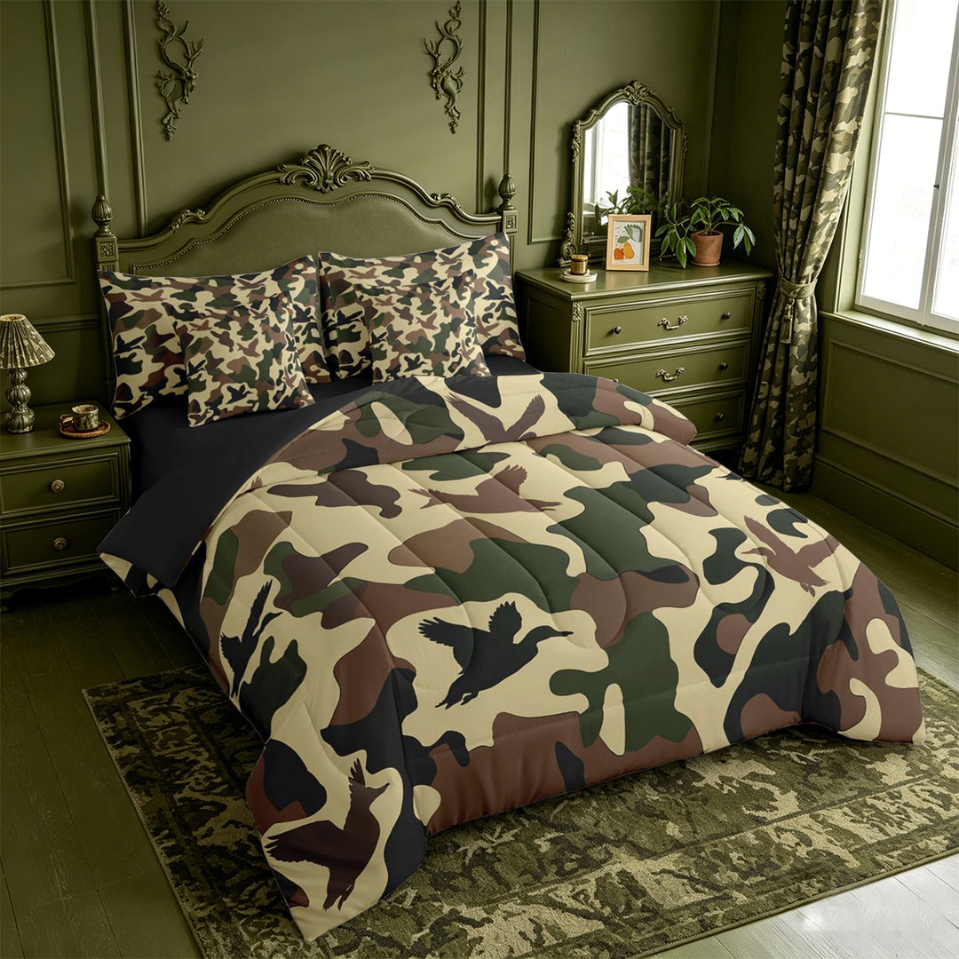 meiyoeat Vintage Camo Duck 7-Piece King Bedding For Kids,Rustic Farmhouse Hunting King Bed in a Bag For Men, Beige Green,Black Reversible