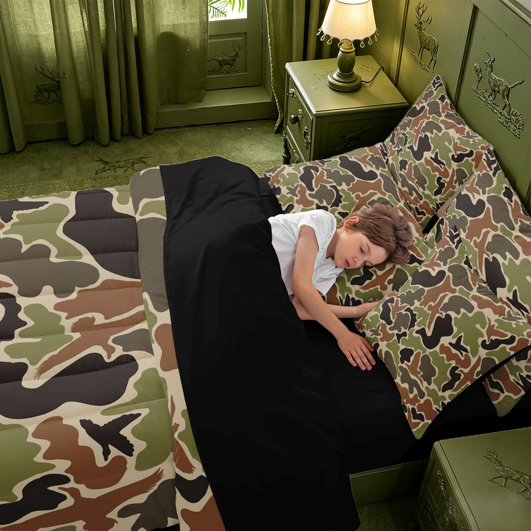 meiyoeat Retro Camo Print 7-Piece King Bedding For Boys,Wild Animal Mallard Duck King Bed in a Bag For Kids, Brown Green,Black Reversible