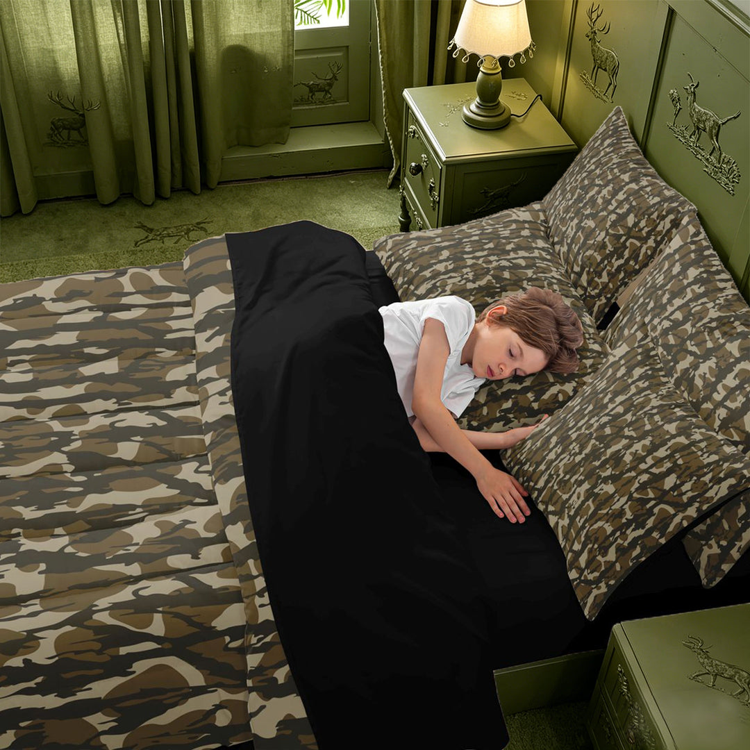 meiyoeat Rustic Camouflage Print 7-Piece King Bedding For Kids,Retro Farmhouse Camo Hunting King Bed in a Bag For Boys,Black Reversible