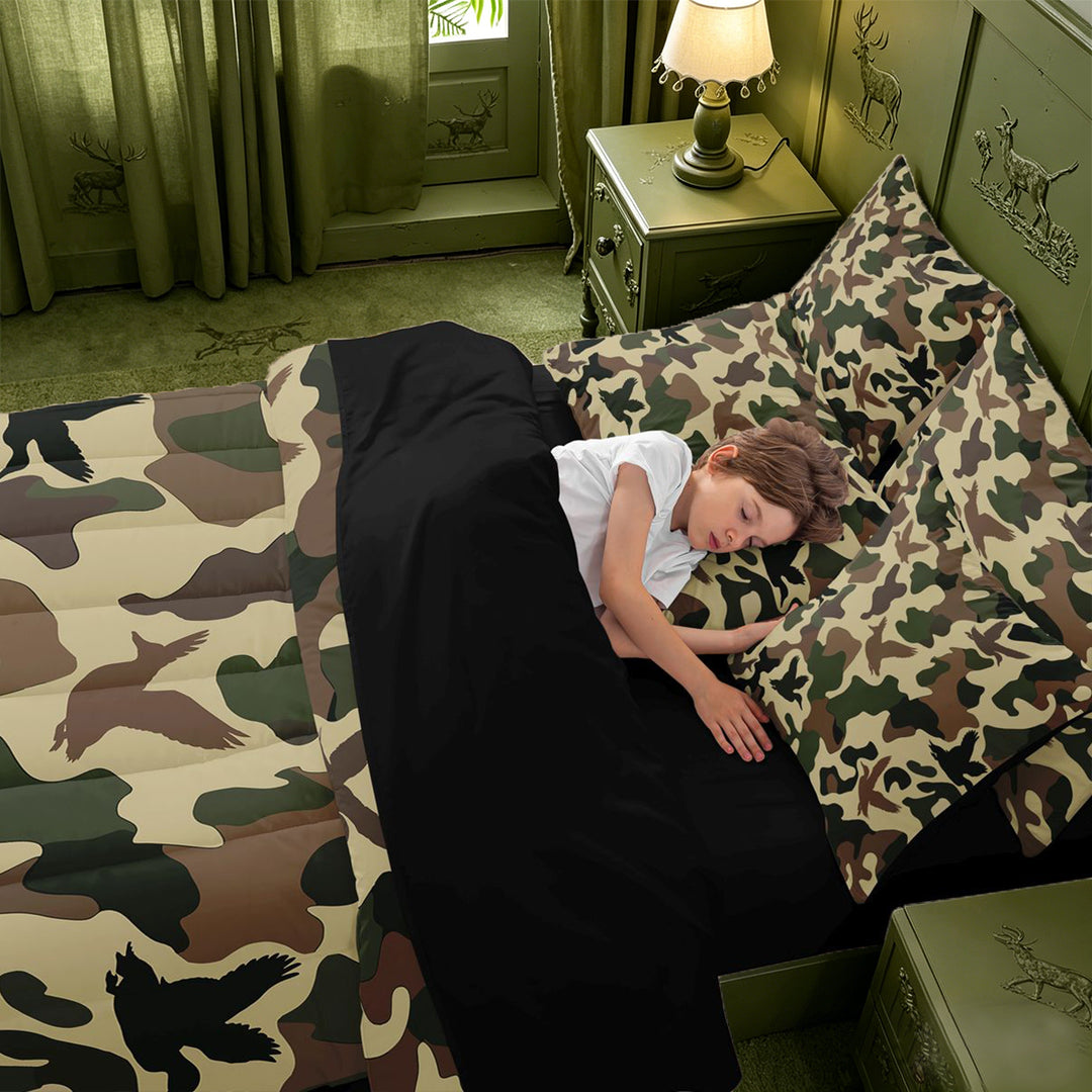 meiyoeat Vintage Camo Duck 7-Piece King Bedding For Kids,Rustic Farmhouse Hunting King Bed in a Bag For Men, Beige Green,Black Reversible