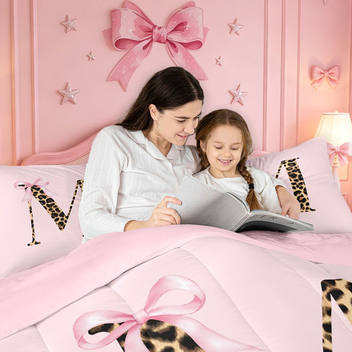 meiyoeat Fashion Cheetah Monogram M Print 7 Pieces Full Size Bedding Sets,Cute Bowknot Full Size Bed in a Bag For Girl,Pink Reversible