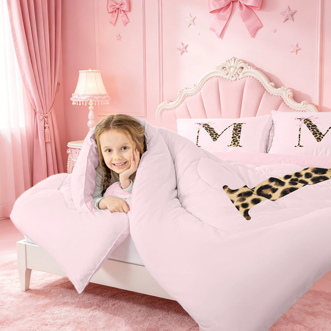 meiyoeat Fashion Cheetah Monogram M Print 7 Pieces Full Size Bedding Sets,Cute Bowknot Full Size Bed in a Bag For Girl,Pink Reversible