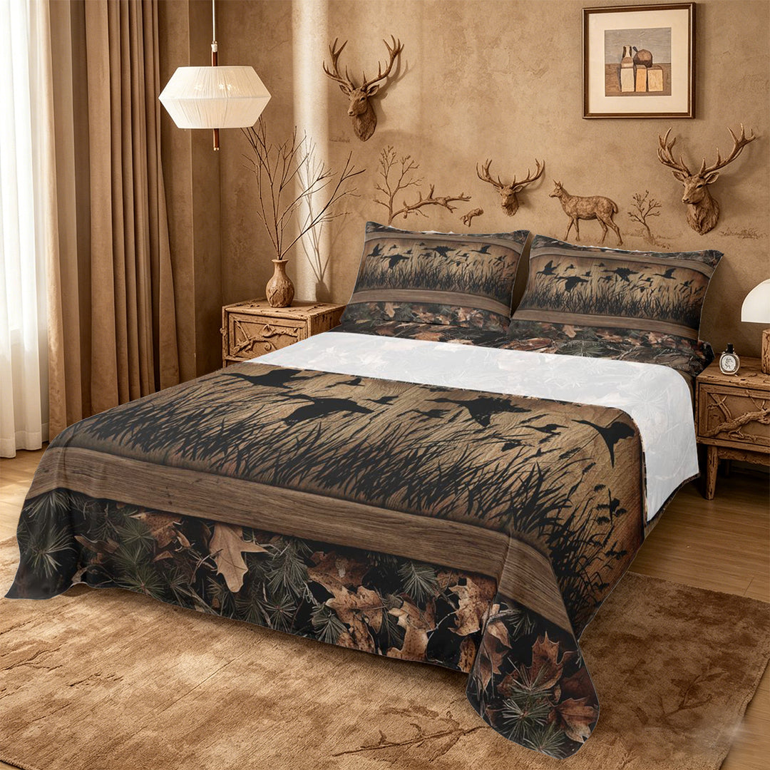 meiyoeat Wild Animal Mallard King Sheets,Rustic Camo Wood Print Bedding For Kids Boys,4 Pieces