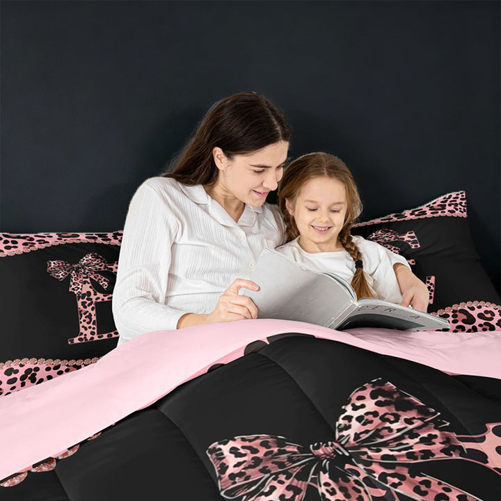 meiyoeat Girls Personalized Monogram Gifts Full Size Comforter Sets For Leopard Print Lovers,Pink Cheetah Bowknot Letter E Bedding Sets For Kids,pink Reversible,3pcs