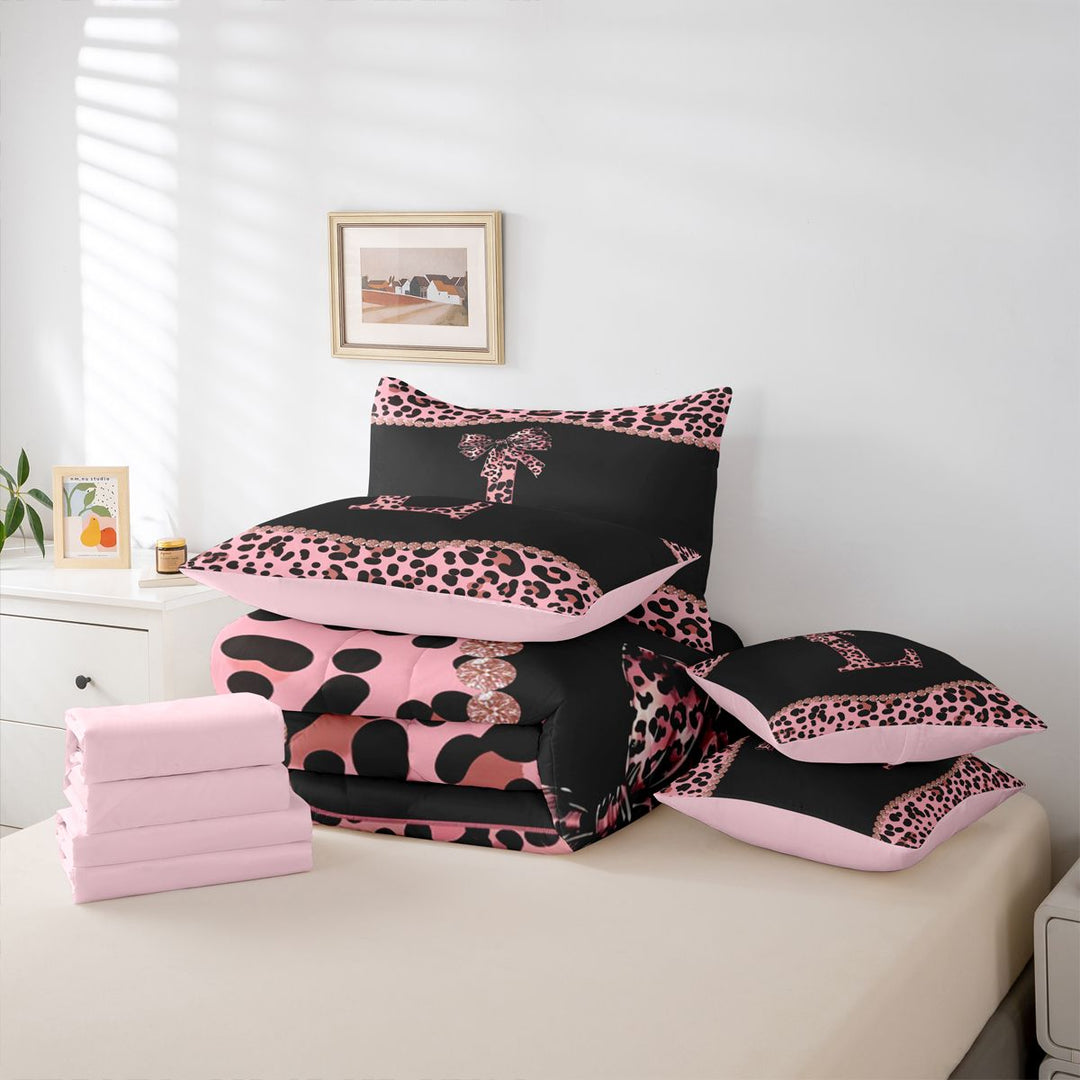 meiyoeat Pink Monogram L 7 Pieces Bedding Comforter Set For Girls,Fashion Leopard Pattern Full Bedding Set For Kids,pink Reversible