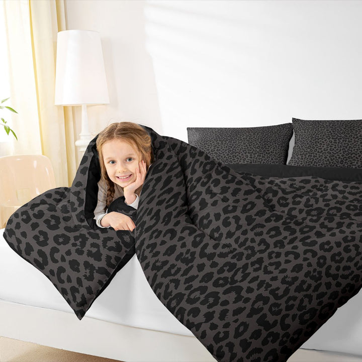 Meiyoeat Animal Cheetah Print King Bedding 7pcs, Minimalist Spot Pattern King Bed in a Bag, Dark Gray,Black Reversible