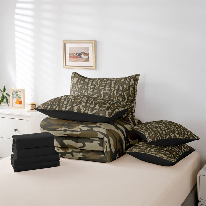 meiyoeat Rustic Camouflage Print 7-Piece King Bedding For Kids,Retro Farmhouse Camo Hunting King Bed in a Bag For Boys,Black Reversible