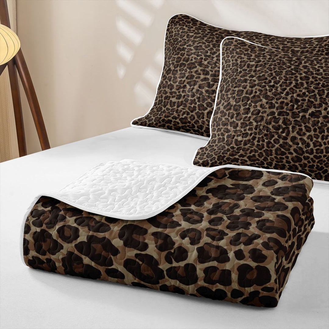 Meiyoeat Classic Leopard Print Quilt King,Wild Animal Spot Pattern King Coverlet Set,Brown Black