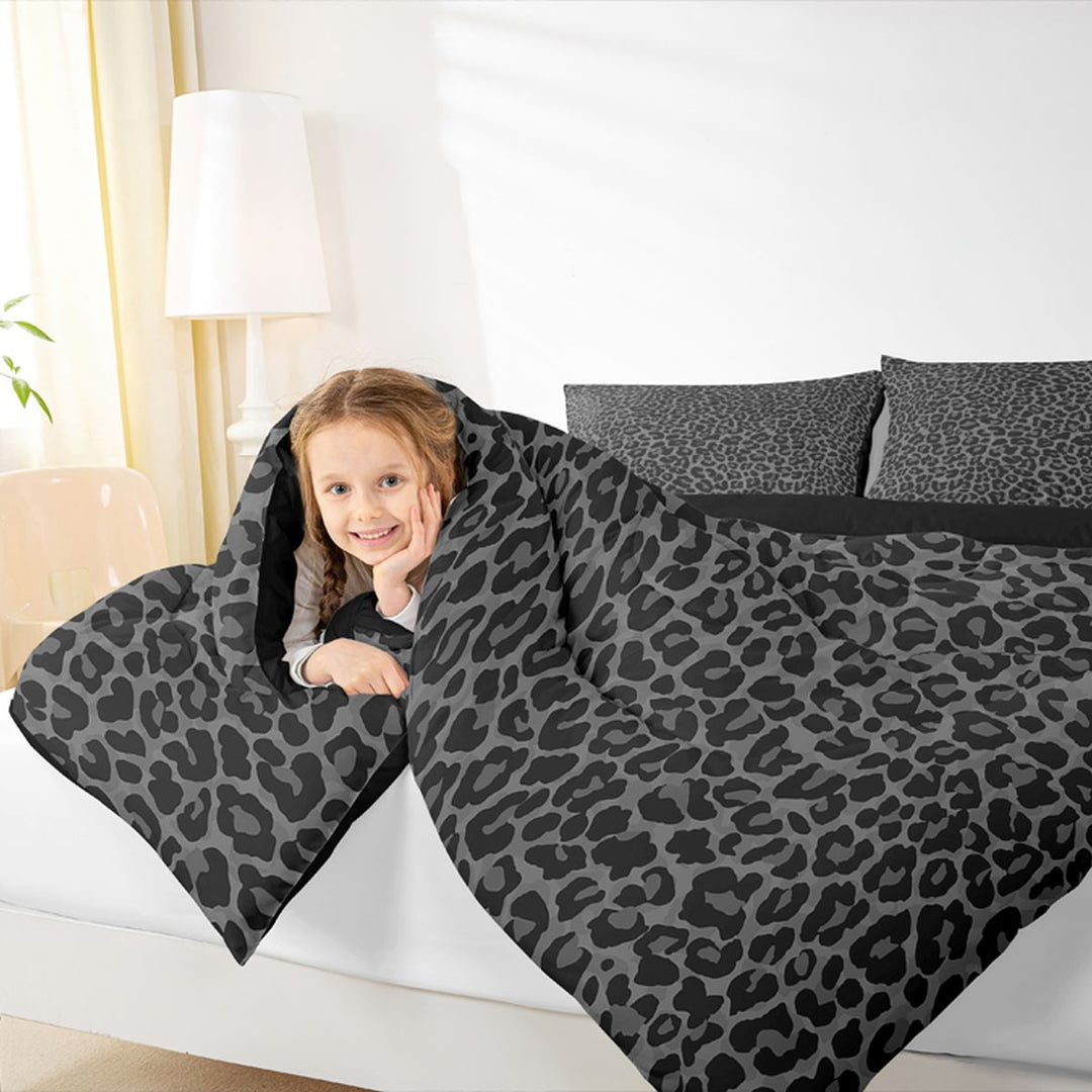 Meiyoeat Neutral Leopard Print King Bedding 7pcs, Monochrome Spot Pattern King Bed in a Bag, Gray Black,Black Reversible