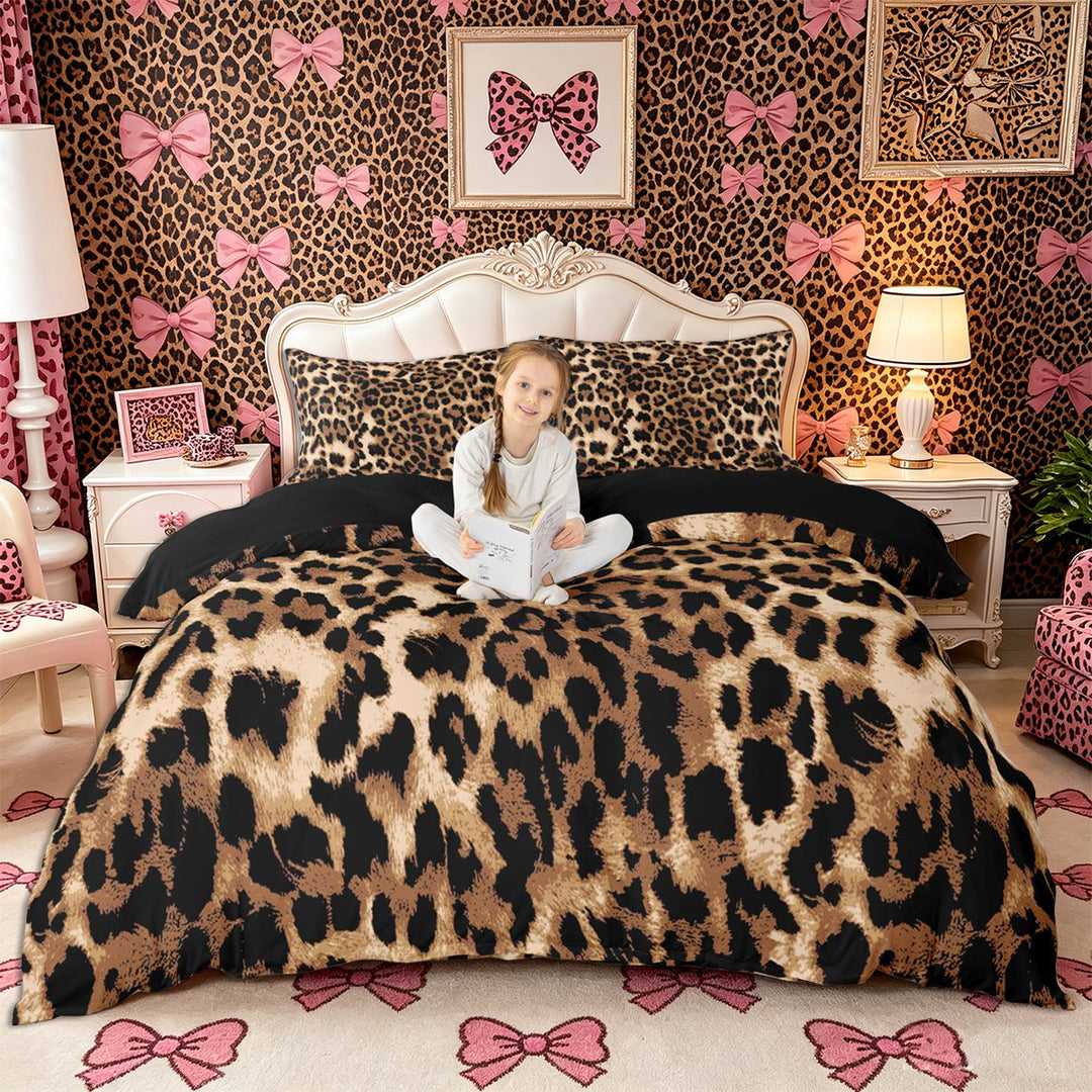 Meiyoeat Classic Cheetah Print Duvet Cover King, Wildlife Leopard Spot Pattern King Bedding, Brown Black,3 Pieces,No Comforter,Black Reversible