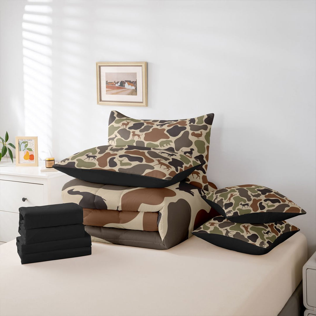 meiyoeat Hunting Camo Animal 7-Piece King Bedding For Adult,Jungle Wildlife Deer Bear King Bed in a Bag For Kids,Black Reversible