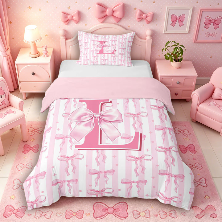Meiyoeat Coquette Bow Letter L Duvet Cover Set for Girls Kids, Preppy Stripe Bedding Full for Nursery, Light Pink White,Pink Reversible,3pcs,No Comforter