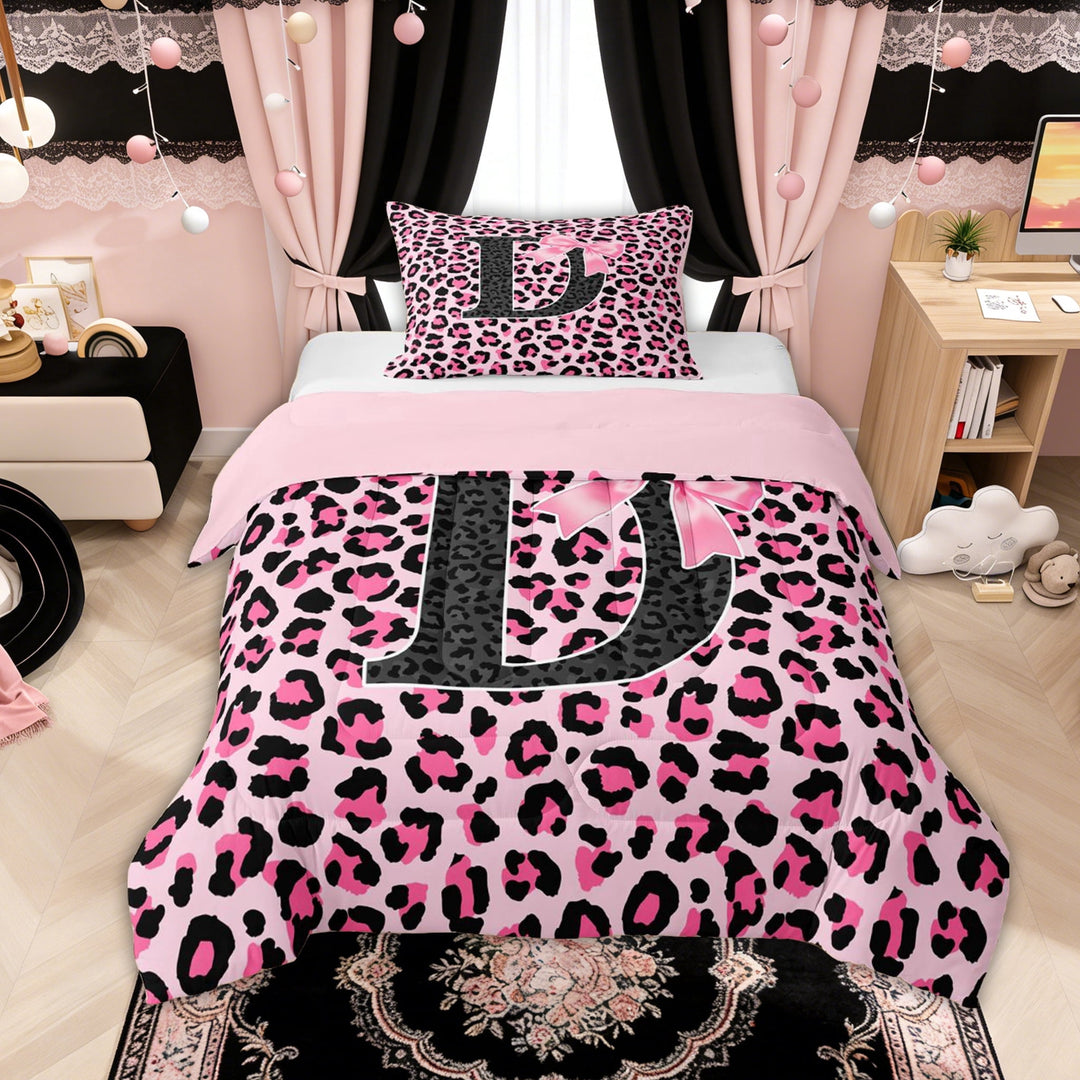Manfei Pink Leopard Print Bow Letter D Twin Comforter Sets for Girls, Fashion Initial Bedding Set, Pink Reversible, 2 Pieces
